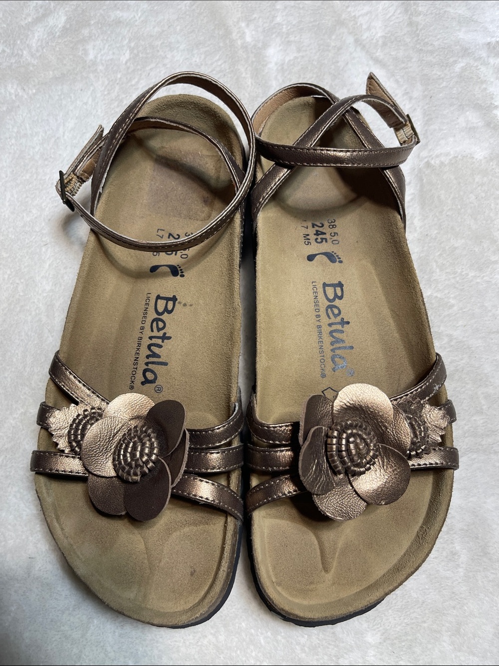 Betula by Birkenstock Metallic Bronze Flower Strap Sandals Size 38
